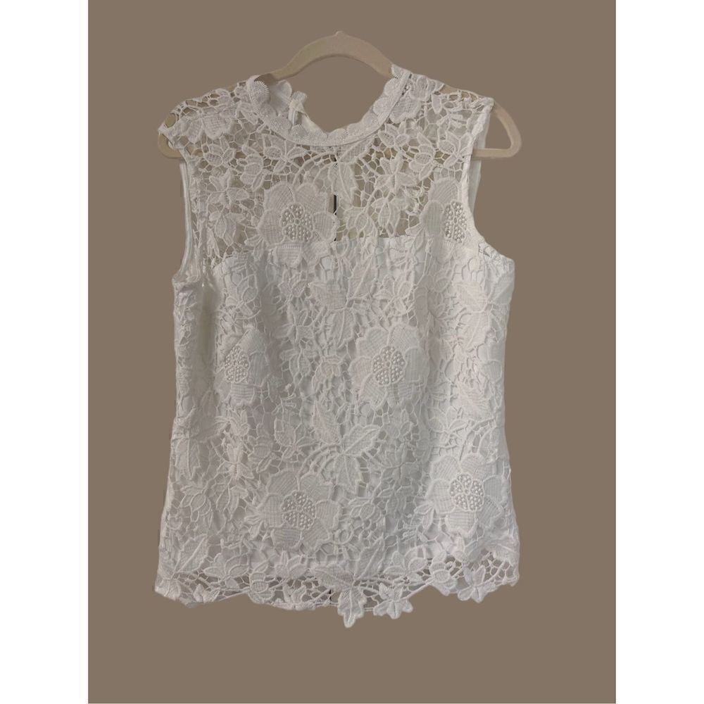 Nanette Lepore top lace with lining sz Medium